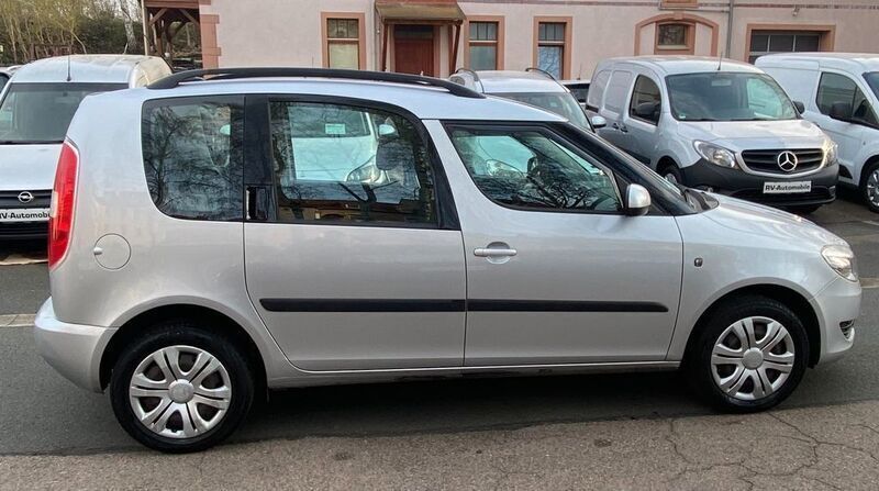 Gebraucht Skoda Roomster Style 75 PS (55 kW) 2011 Silber Van / Kleinbus