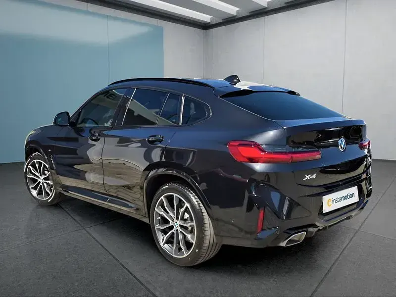 Gebraucht BMW X4 245 PS (180 kW) 2025 Schwarz SUV