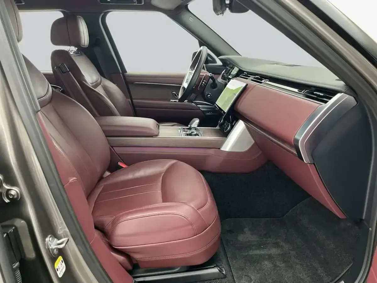 Gebraucht Land Rover Range Rover Autobiography 517 PS (380 kW) 2023 Silicon silver premium metalli SUV