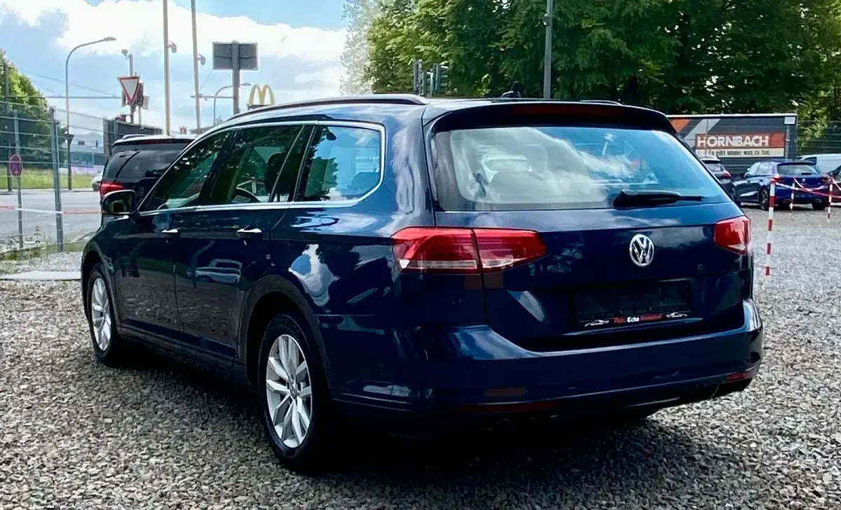 Gebraucht VW Passat 190 PS (139 kW) 2015 Blau Kombi