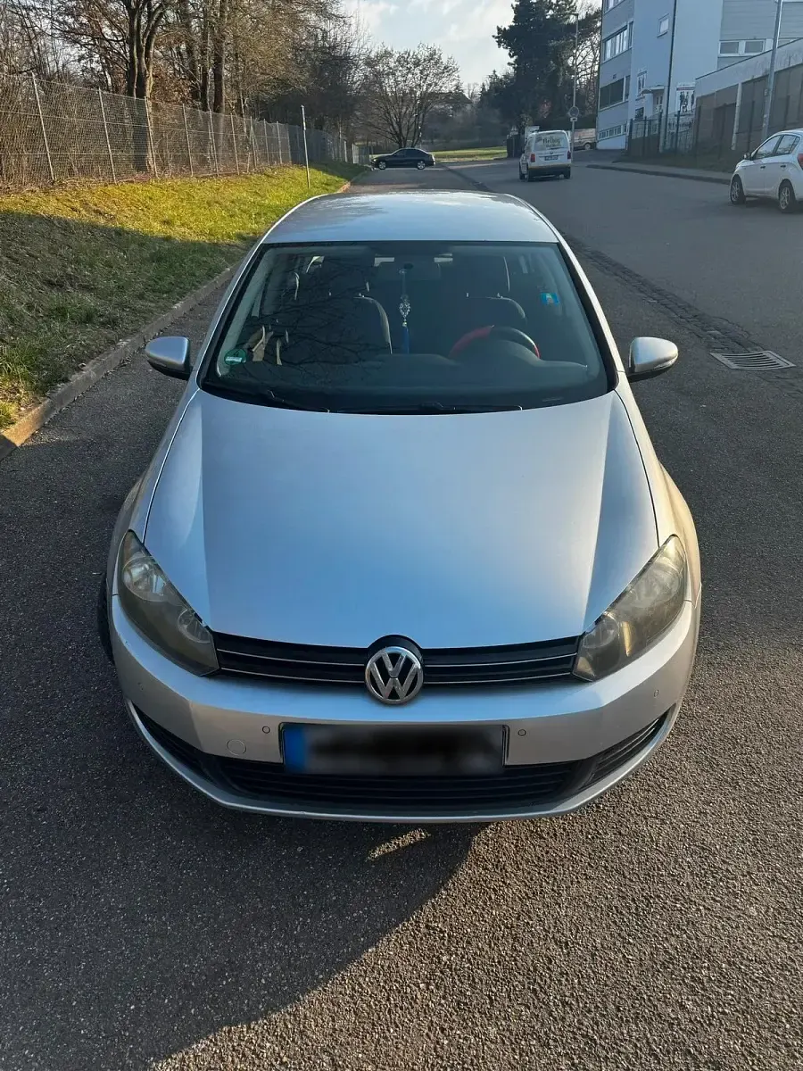 Gebraucht VW Golf VI 122 PS (89 kW) 2010 Silber Kleinwagen