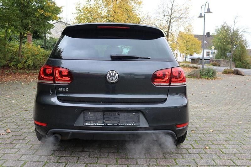 Gebraucht VW Golf VI GTI 211 PS (155 kW) 2011 Schwarz Kleinwagen