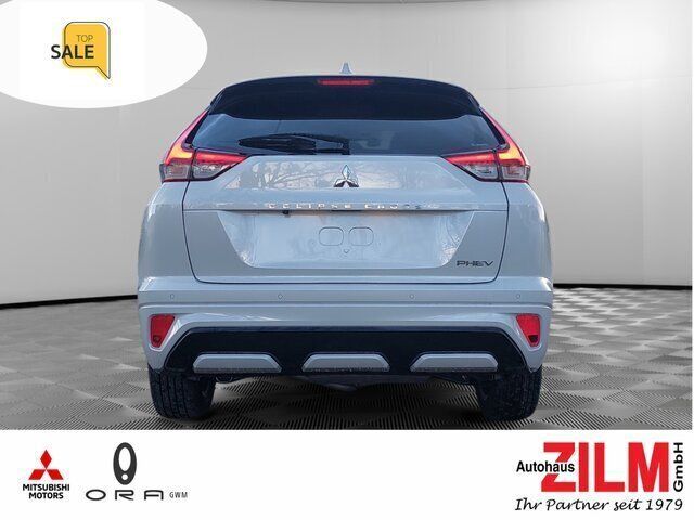 Gebraucht Mitsubishi Eclipse Cross Plus 188 PS (138 kW) 2023 Weiß SUV