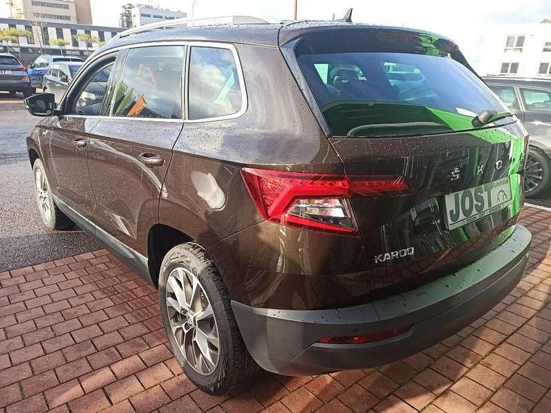 Gebraucht Skoda Karoq Clever 150 PS (110 kW) 2021 Magniticbraun metallic SUV