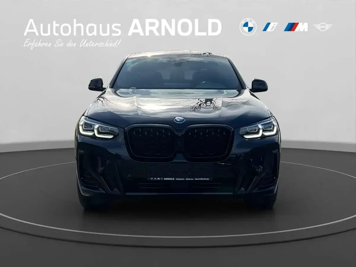 Gebraucht BMW X4 M Sport 245 PS (180 kW) 2023 M carbonschwarz SUV