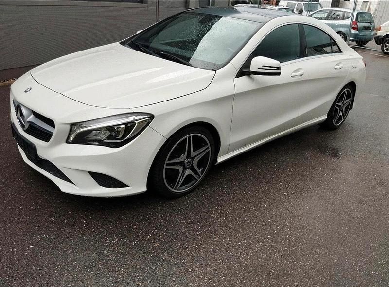 Gebraucht Mercedes CLA250 AMG line 211 PS (155 kW) 2014 Weiß Limousine