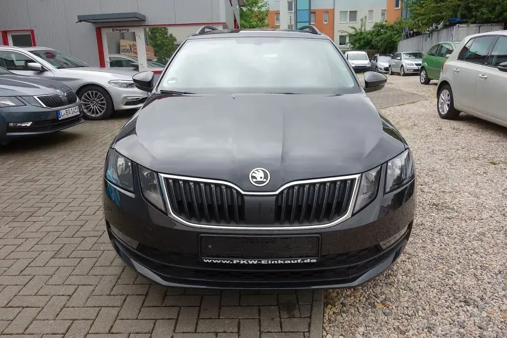 Gebraucht Skoda Octavia Drive 116 PS (85 kW) 2017 Schwarz Kombi