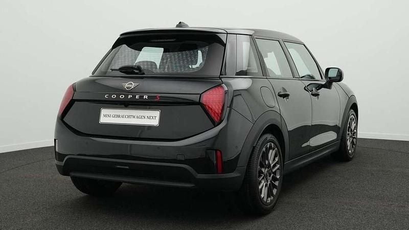 Second-hand Mini Cooper S 204 CP (150 kW) 2025 Argintiu Hatchback
