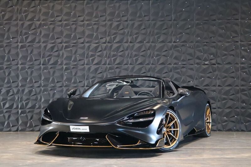 Grau Gebraucht 2022 McLaren 765LT Coupé | 524.900 € - Bild 1/4