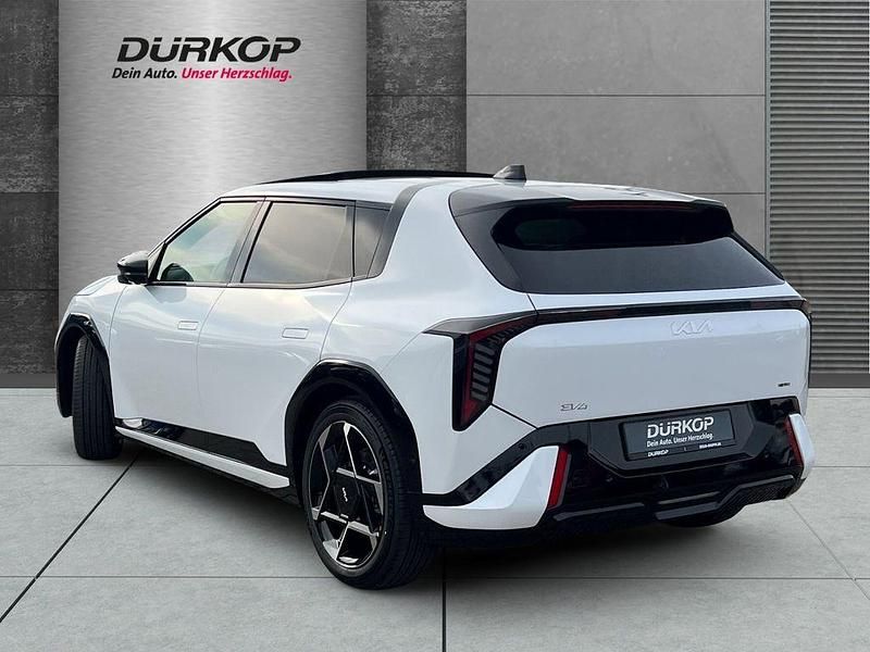 Neu Kia EV4 Comfort 150 kW (204 PS) 2026 Deluxeweiß met. Limousine