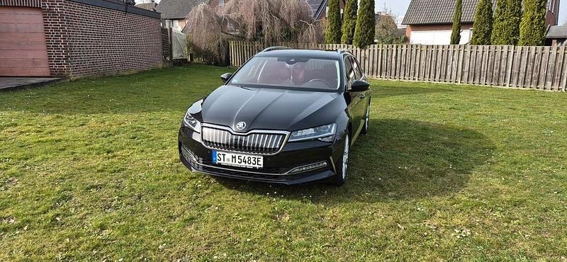 Gebraucht Skoda Superb Style 218 PS (160 kW) 2020 Schwarz Kombi