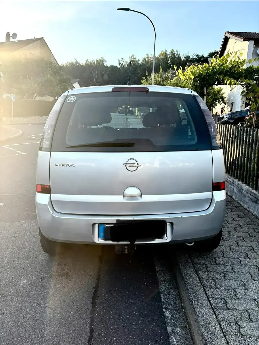 Gebraucht Opel Meriva 101 PS (74 kW) 2007 Silber Van / Kleinbus