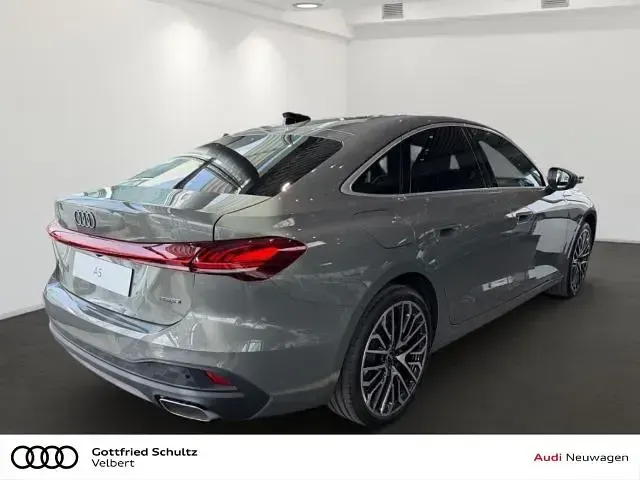 Nuova Audi A5 Sport 252 CV (185 kW) 2026 Grigio Berlina