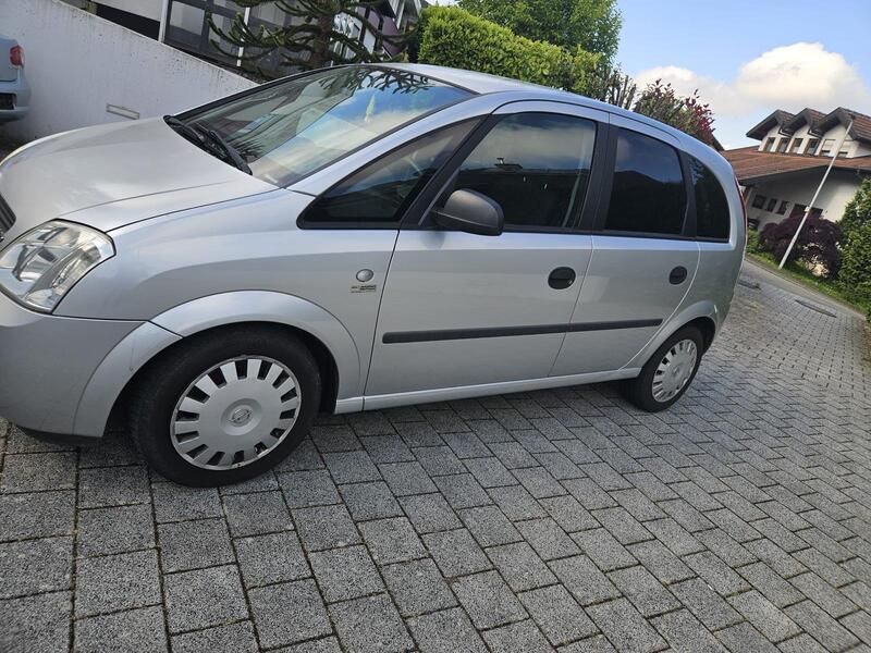 Silber Gebraucht 2004 Opel Meriva Van / Kleinbus | 1.200 € (Fairer Preis) - Bild 1/4