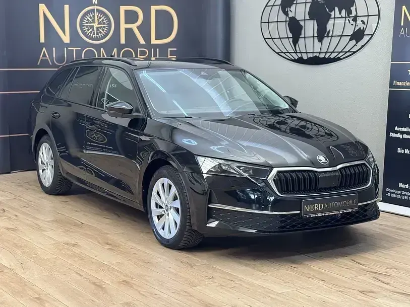 Gebraucht Skoda Octavia Selection 150 PS (110 kW) 2025 Black magic perleffe (metallic) Kombi