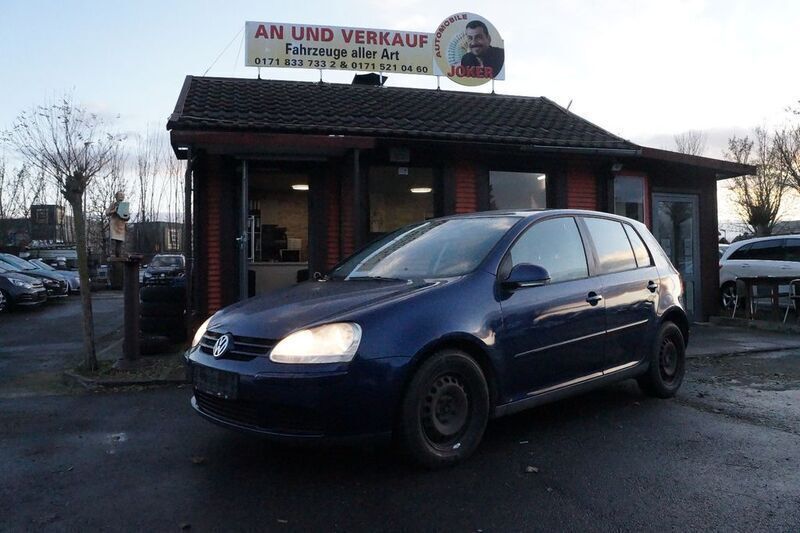 Blau Gebraucht 2005 VW Golf V Comfortline Limousine | 2.390 € (Etwas zu teuer) - Bild 1/4