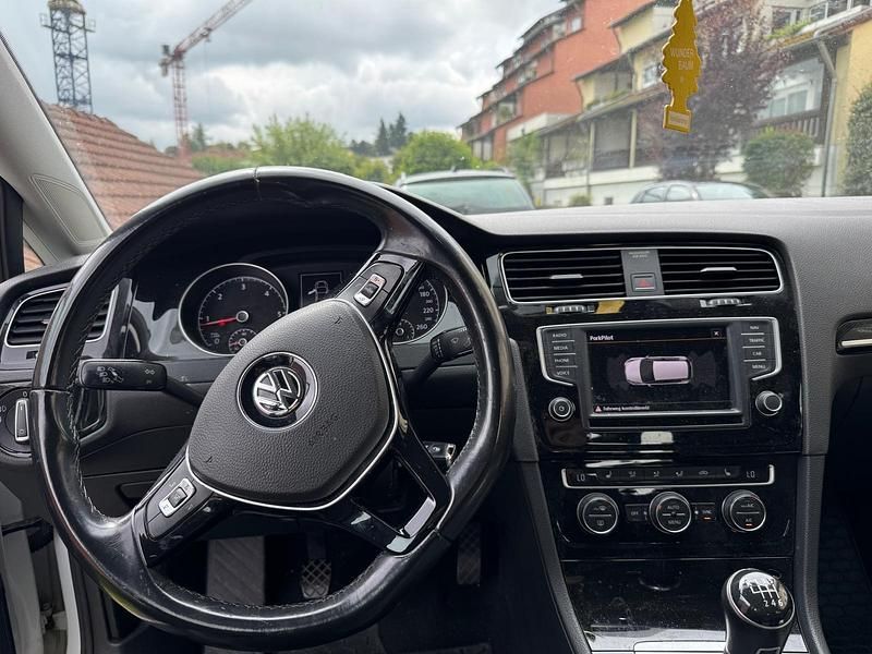 Gebraucht VW Golf VII 150 PS (110 kW) 2016 Weiß Limousine