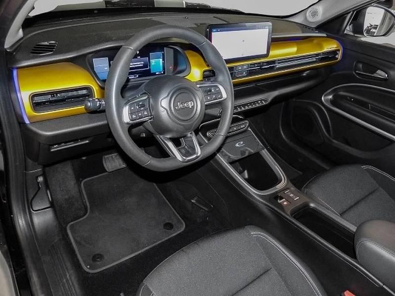 Gebraucht Jeep Avenger EV 114 kW (156 PS) 2023 Schwarz SUV