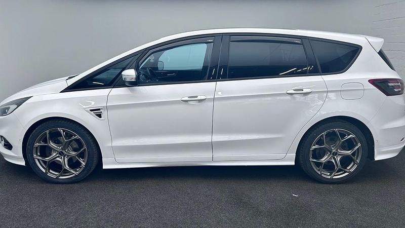 Gebraucht Ford S-MAX ST-Line 190 PS (139 kW) 2019 Weiß Van / Kleinbus