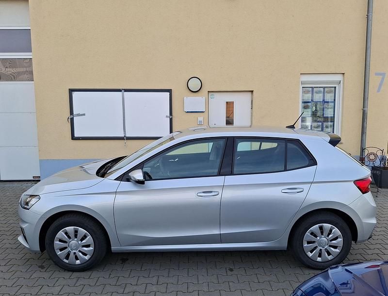 Neu Skoda Fabia Essence 116 PS (85 kW) 2025 Kleinwagen