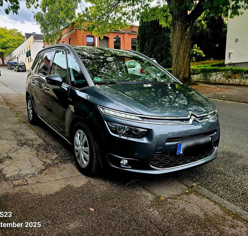 Grau Gebraucht 2014 Citroën Grand C4 Picasso Van / Kleinbus | 9.800 € (Etwas zu teuer) - Bild 1/4