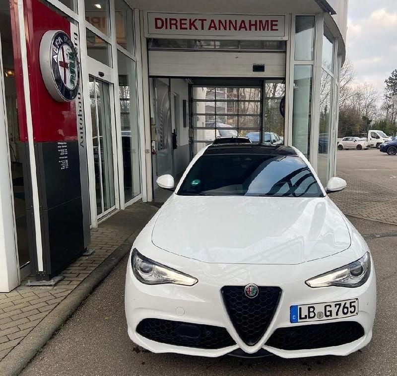 Gebraucht Alfa Romeo Giulia Sprint 200 PS (147 kW) 2023 Weiß Limousine