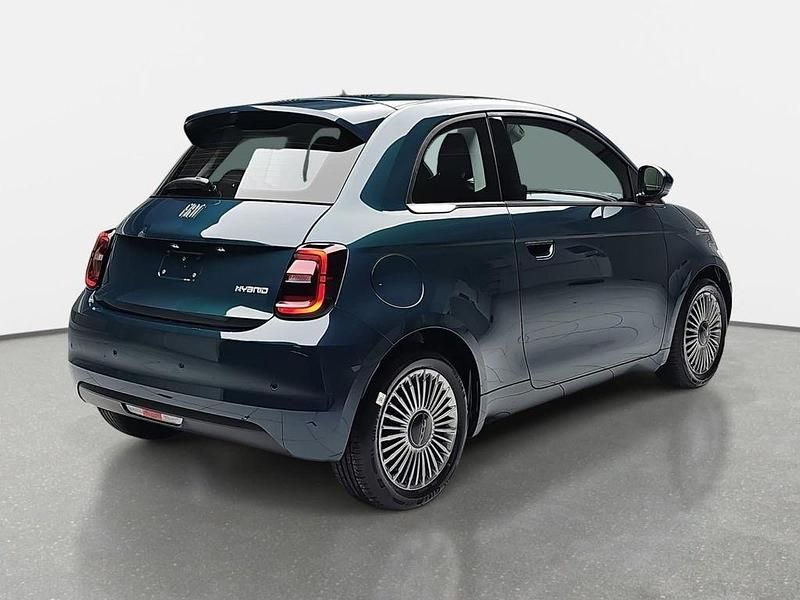 Neu Fiat 500 65 PS (47 kW) 2026 Grün Kleinwagen