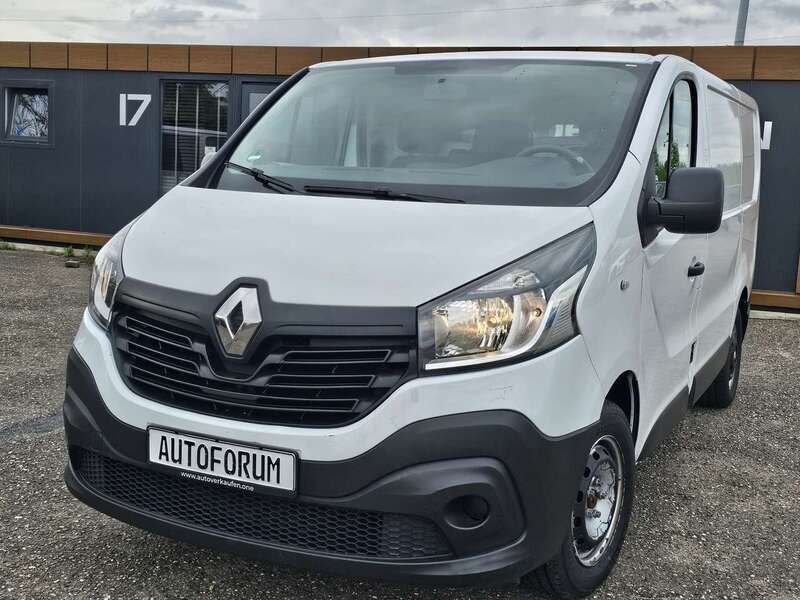 Weiß Gebraucht 2016 Renault Trafic Komfort Van | 10.250 € (Fairer Preis) - Bild 1/4