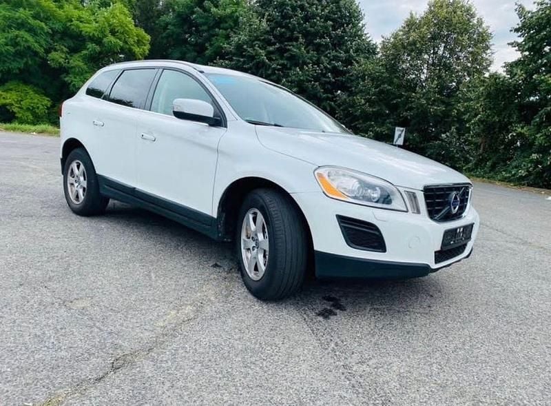 Gebraucht Volvo XC60 Summum 243 PS (178 kW) 2012 Weiß SUV