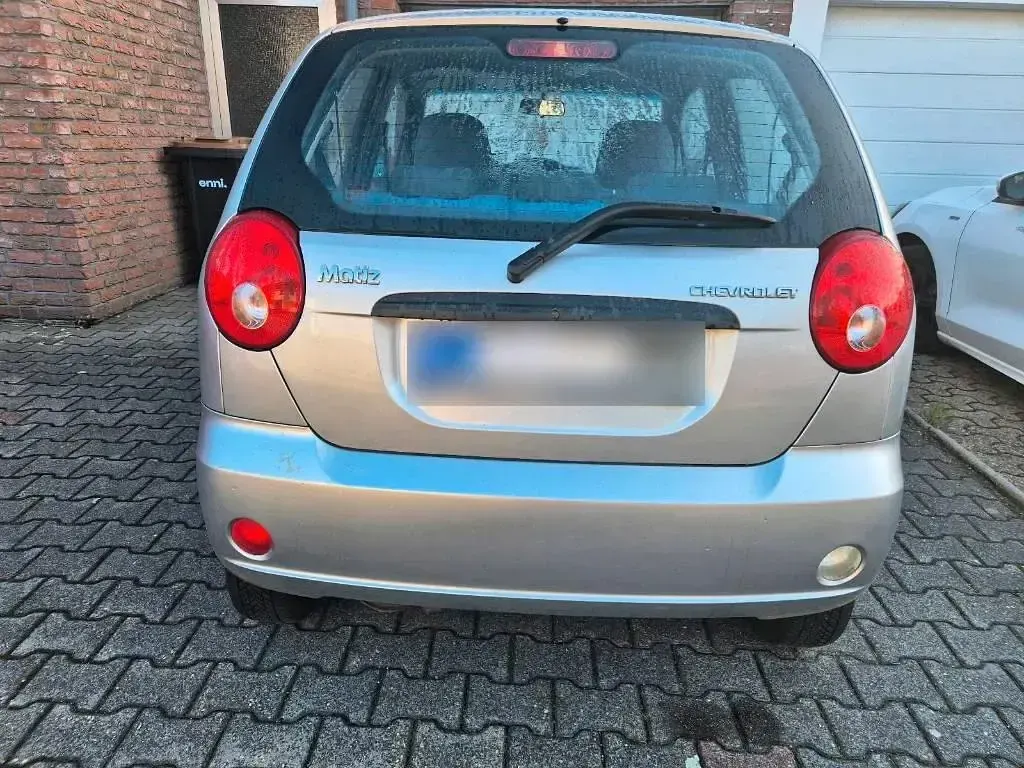 Gebraucht Chevrolet Matiz 52 PS (38 kW) 2009 Silber Kleinwagen