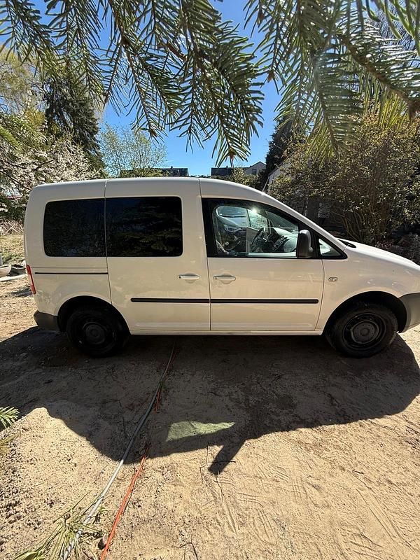Second-hand VW Caddy 70 CP (51 kW) 2004 Monovolum