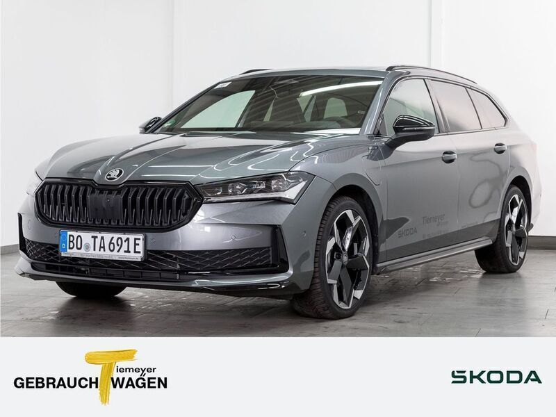 Grau Gebraucht 2025 Skoda Superb SportLine Kombi | 52.980 € - Bild 1/4