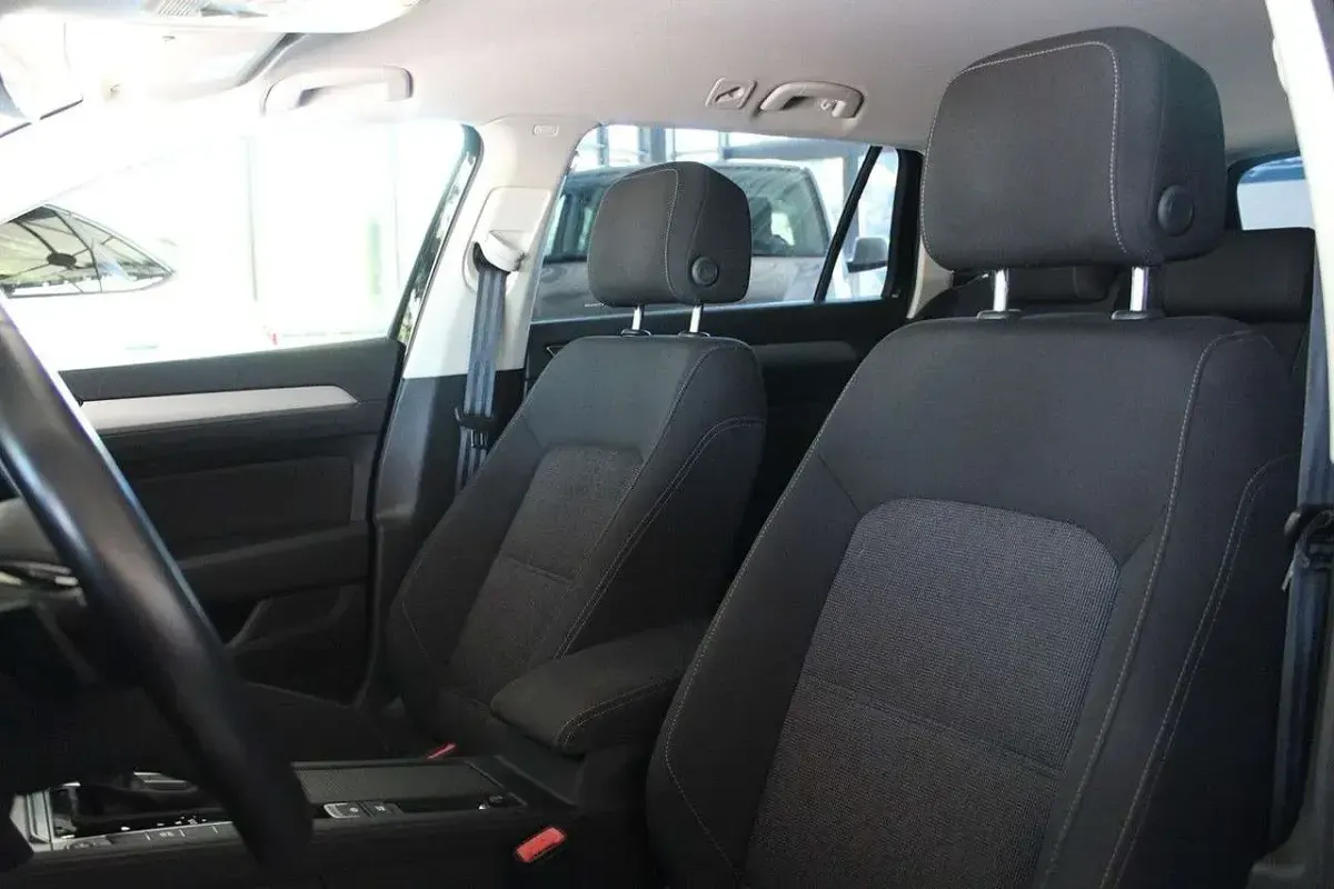 Gebraucht VW Passat 150 PS (110 kW) 2018 Schwarz Kombi
