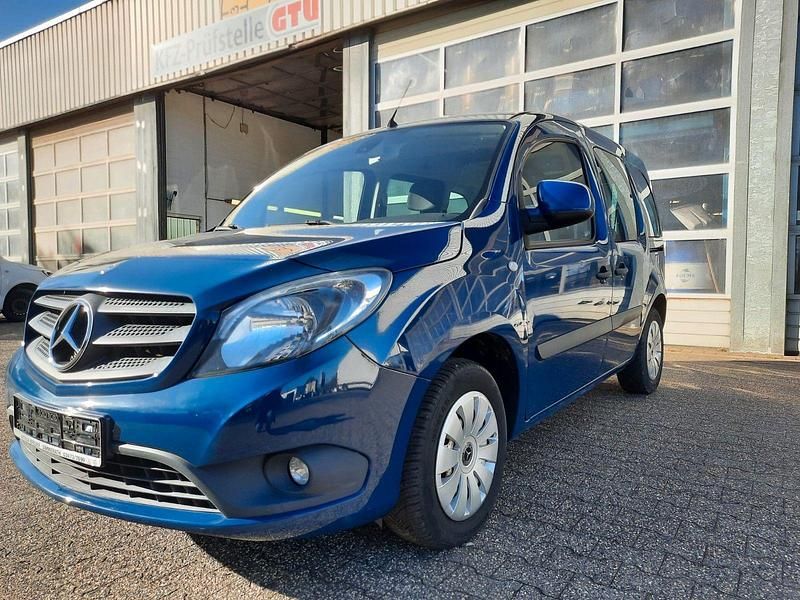 Gebraucht Mercedes Citan 109 90 PS (66 kW) 2017 Blau Kombi
