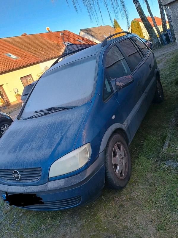 Gebraucht Opel Zafira 101 PS (74 kW) 2002 Blau Van / Kleinbus
