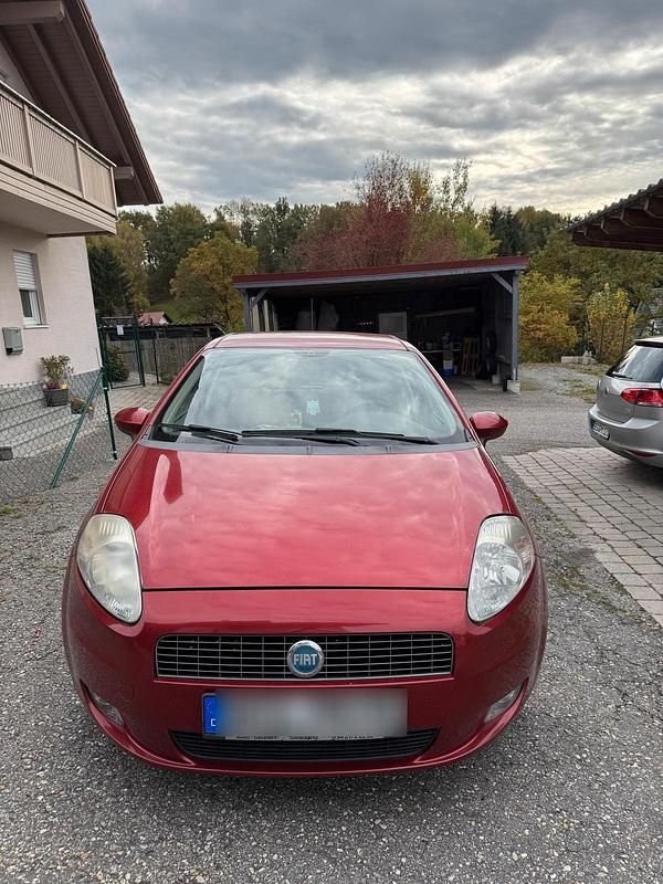 Rot Gebraucht 2006 Fiat Punto Kleinwagen | 1.100 € - Bild 1/4