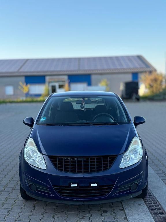 Blau Gebraucht 2009 Opel Corsa Selection Limousine | 1.500 € (Superpreis) - Bild 1/4