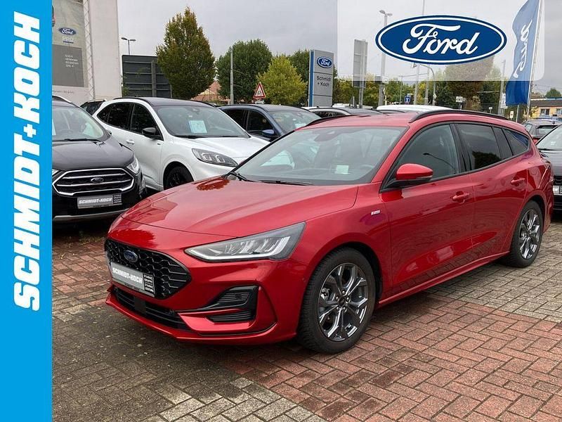 Gebraucht Ford Focus ST-Line X 155 PS (114 kW) 2024 Rot Limousine