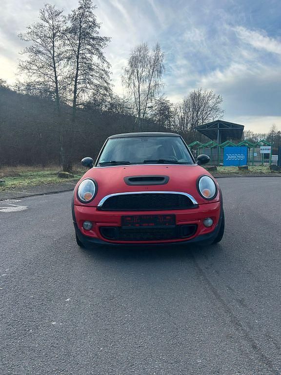 Gebraucht Mini Cooper SD 143 PS (105 kW) 2011 Rot Kleinwagen