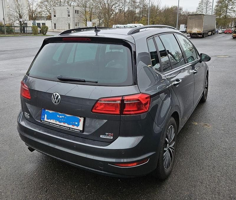Gebraucht VW Golf VII Allstar 116 PS (85 kW) 2016 Grau Limousine