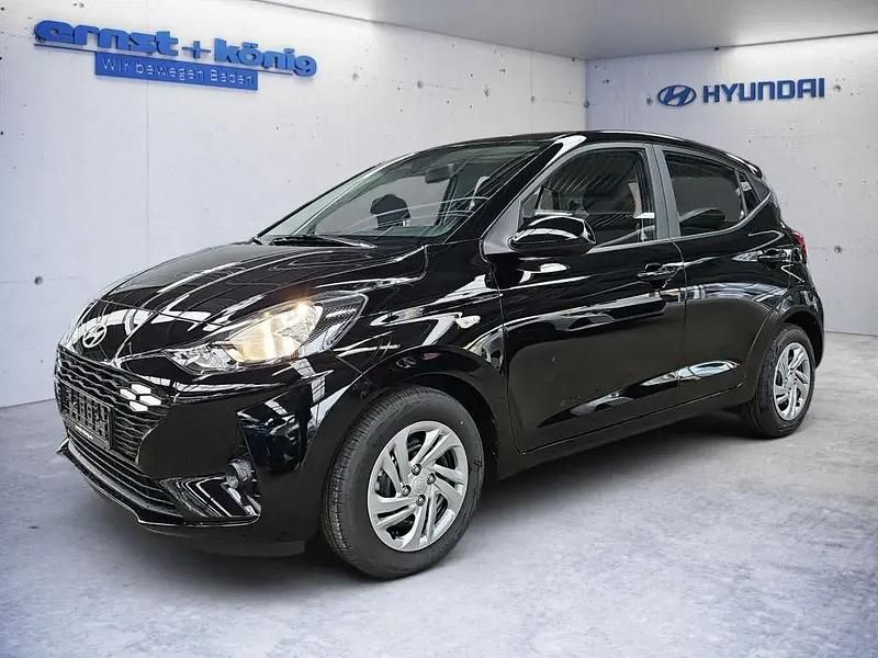 Schwarz Gebraucht 2025 Hyundai i10 Select Kleinwagen | 16.790 € (Fairer Preis) - Bild 1/4