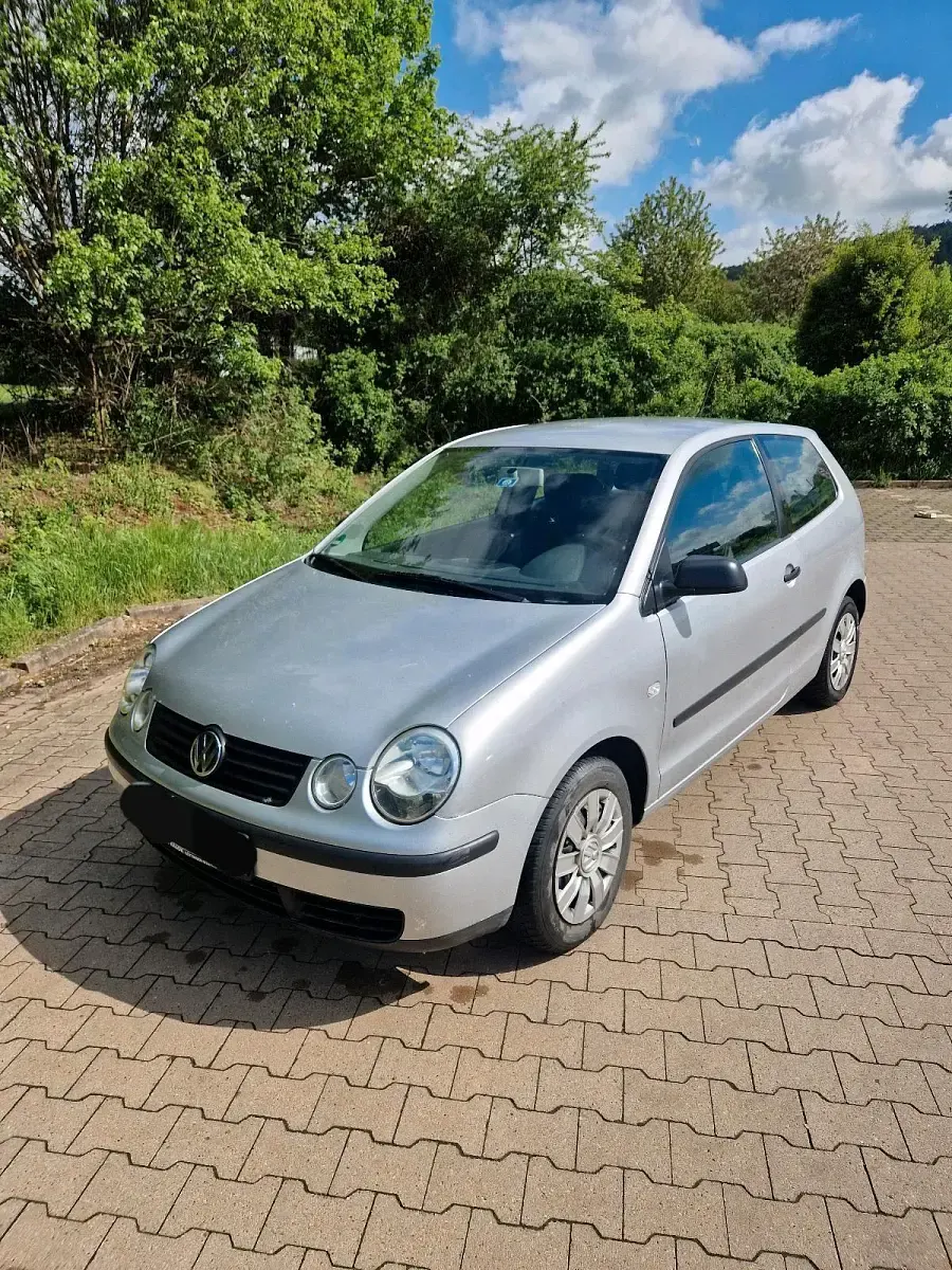 Gebraucht VW Polo 65 PS (47 kW) 2004 Silber Kleinwagen