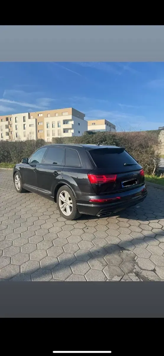 Używany Audi Q7 S-Line 286 KM (210 kW) 2017 Czarny SUV