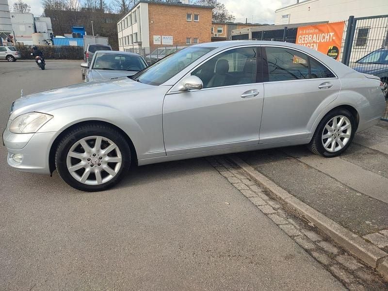 Gebraucht Mercedes S320 235 PS (172 kW) 2007 Silber Limousine