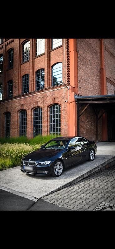 Gebraucht BMW 335 Cabriolet 306 PS (225 kW) 2008 Schwarz Cabrio