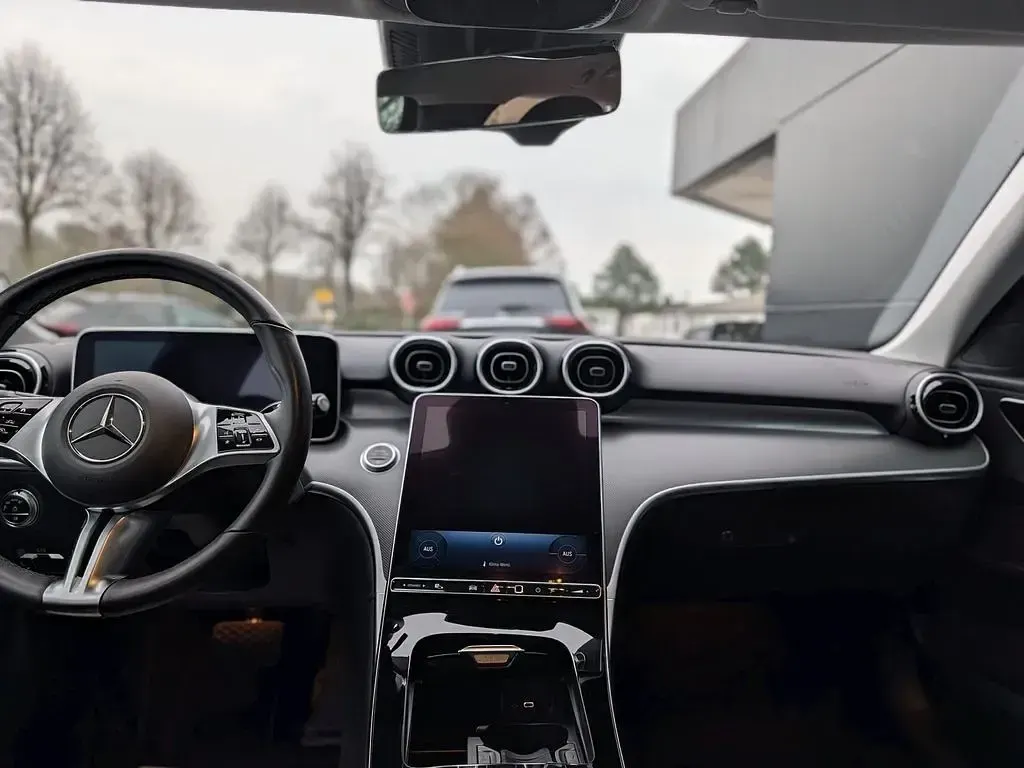 Gebraucht Mercedes C180 Advanced 170 PS (125 kW) 2024 Grau Kombi