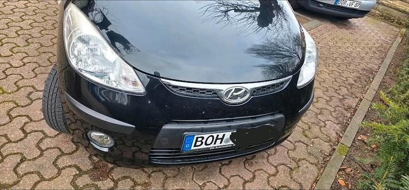 Gebraucht Hyundai i10 69 PS (50 kW) 2009 Schwarz Kleinwagen