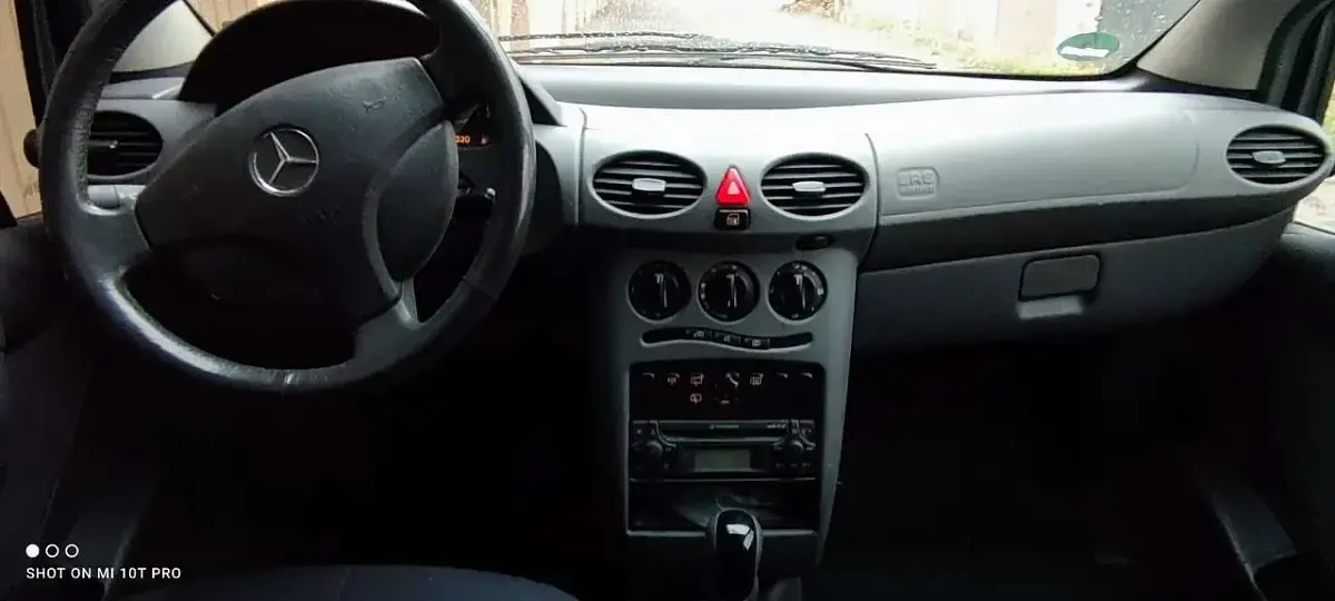 Gebraucht Mercedes A140 Avantgarde 82 PS (60 kW) 2000 Kleinwagen