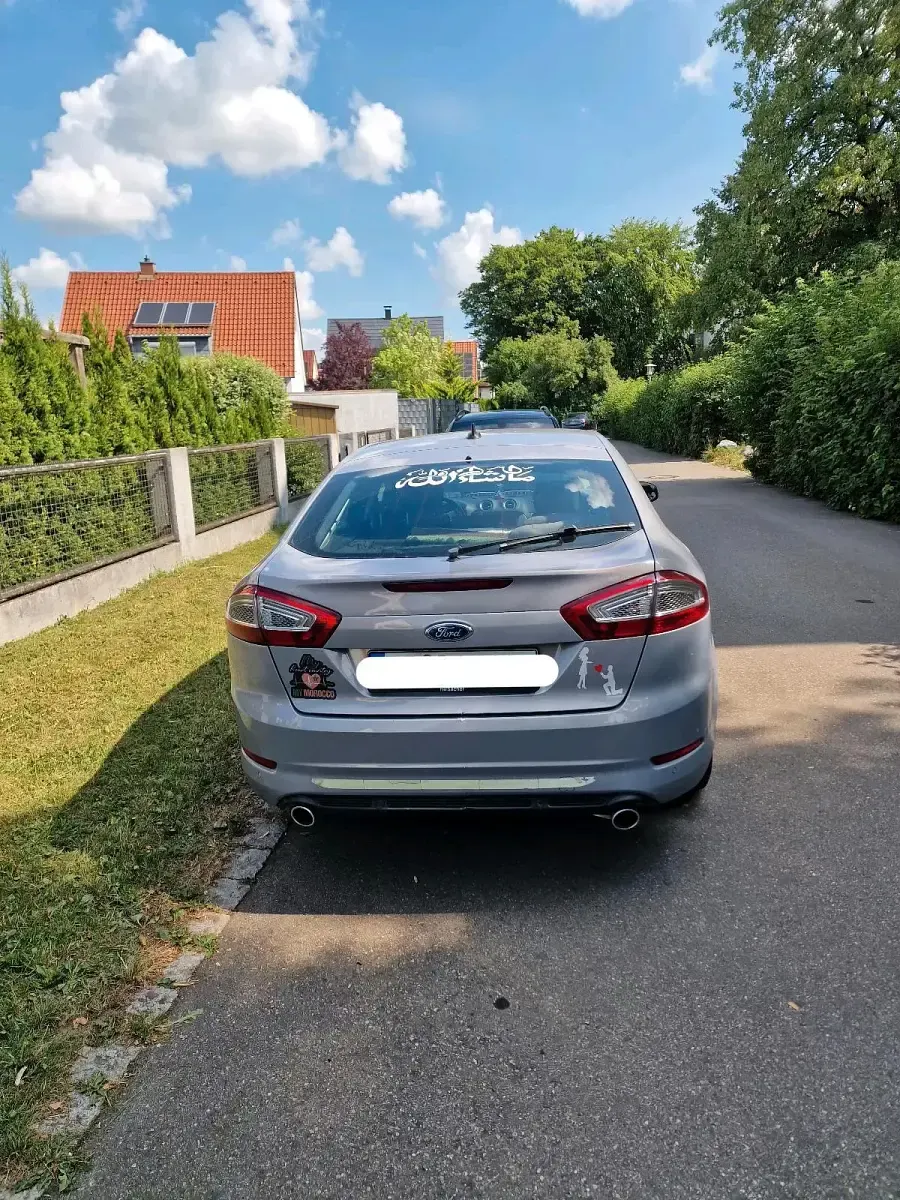 Gebraucht Ford Mondeo 200 PS (147 kW) 2014 Silber Limousine