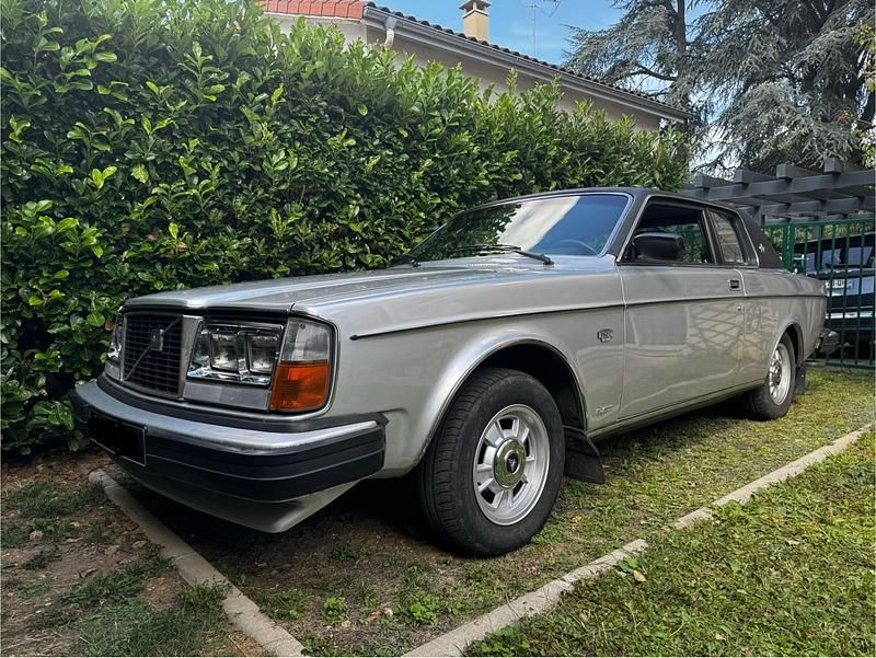 Schwarz Gebraucht 1977 Volvo 262 Coupé | 24.000 € - Bild 1/4